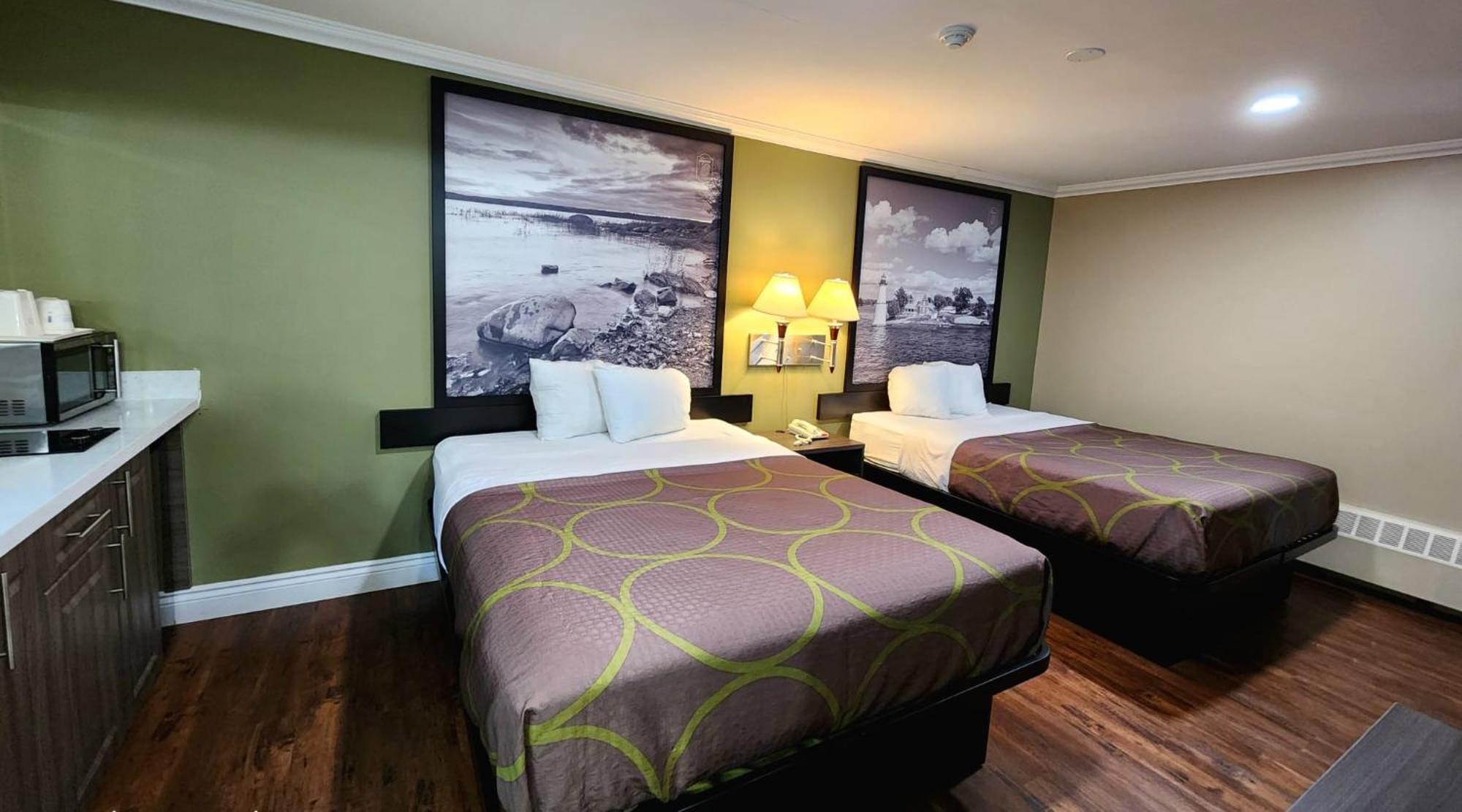 Super 8 By Wyndham Pembroke Hotel Exterior foto